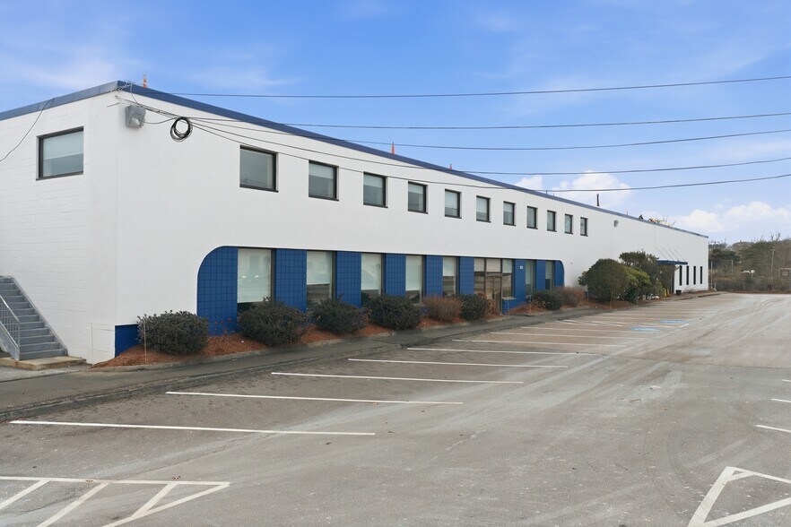 85 Astor Ave, Norwood, MA à louer - Photo du bâtiment - Image 3 de 8