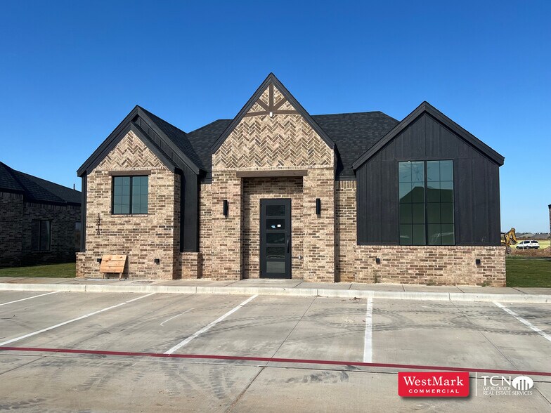 13918 Indiana Ave, Lubbock, TX à louer - Photo du bâtiment - Image 1 de 4