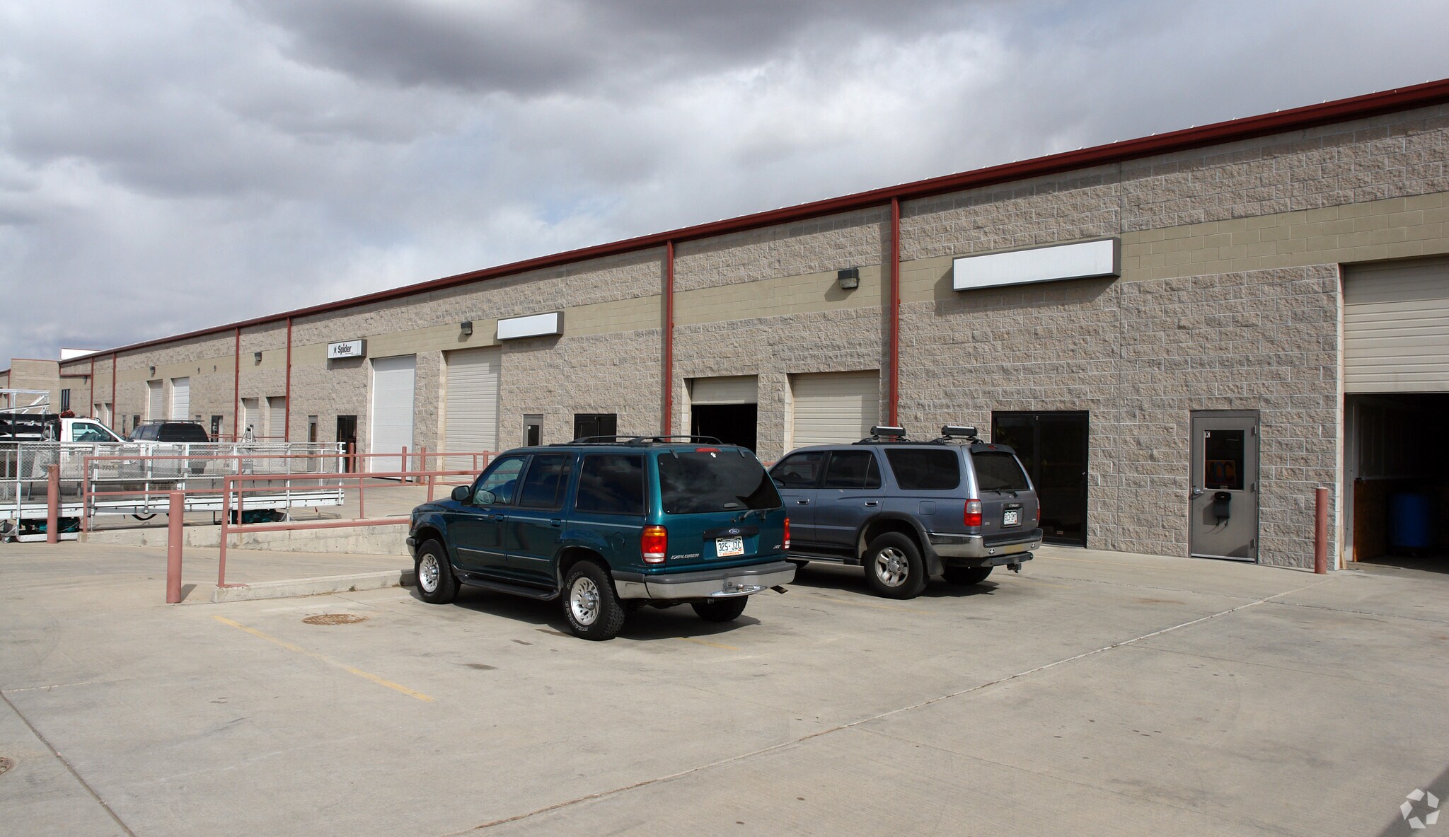 6340 E 58th Ave, Commerce City, CO à louer Photo principale- Image 1 de 6