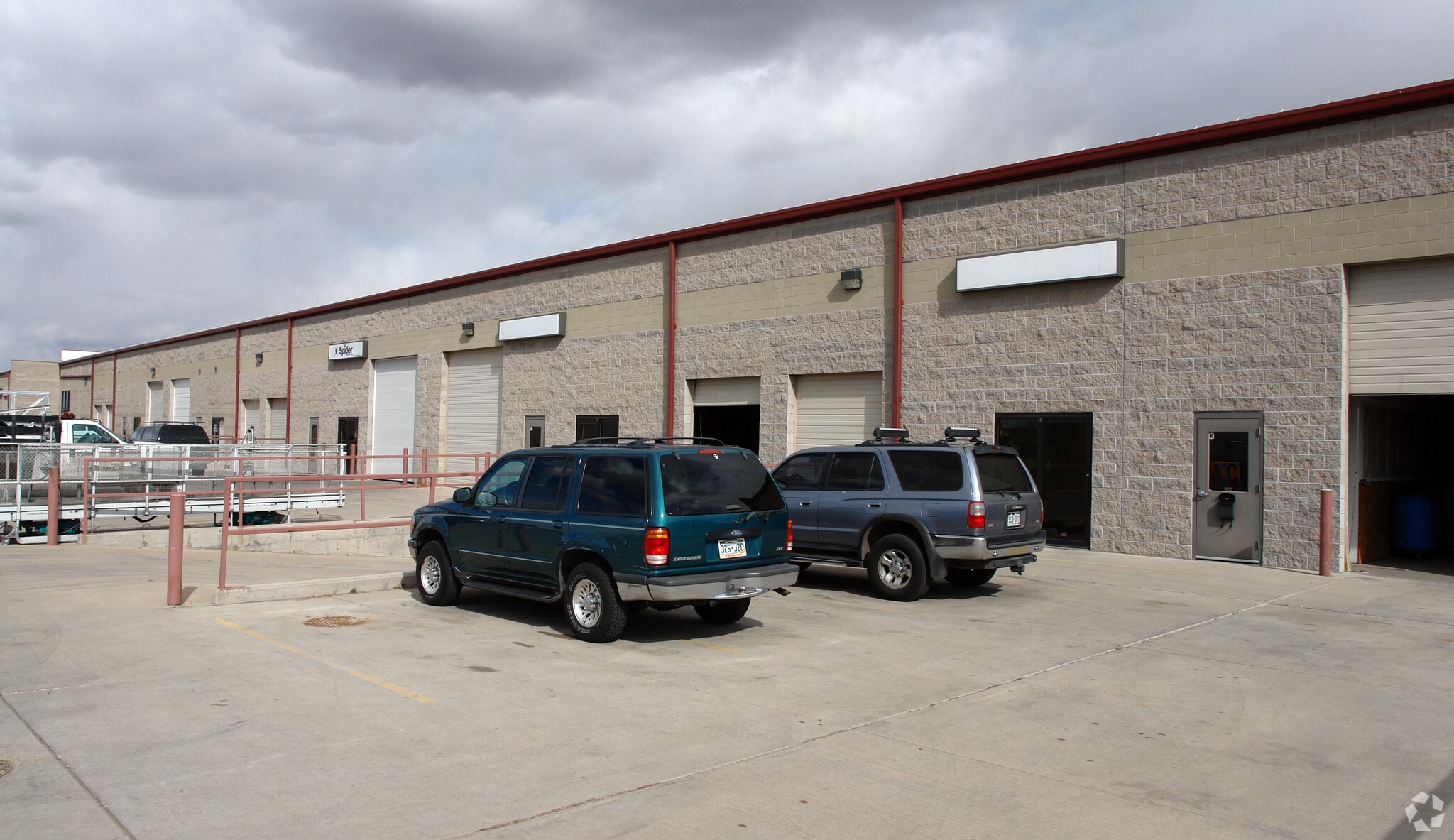 6340 E 58th Ave, Commerce City, CO for lease Primary Photo- Image 1 of 6