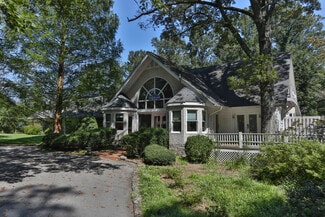 Plus de détails pour 86 Lily Pad Ln, Flat Rock, NC - Services hôteliers à vendre