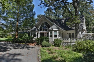 Plus de détails pour 86 Lily Pad Ln, Flat Rock, NC - Services hôteliers à vendre