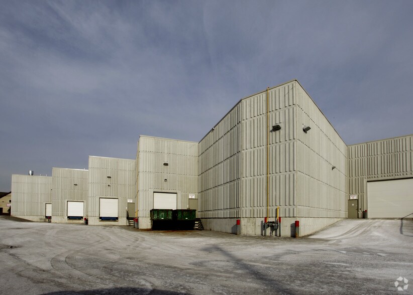 8900 Keele St, Concord, ON for lease - Building Photo - Image 2 of 2