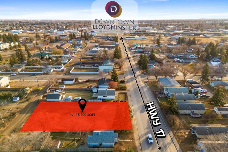 5509/5513 50 Av, Lloydminster, SK à vendre - Photo du bâtiment - Image 2 de 10