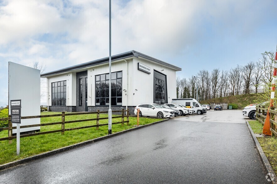 Cowm Top Ln, Rochdale for lease - Building Photo - Image 2 of 5