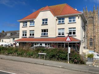 More details for 28 Mount Wise, Newquay - Office for Lease