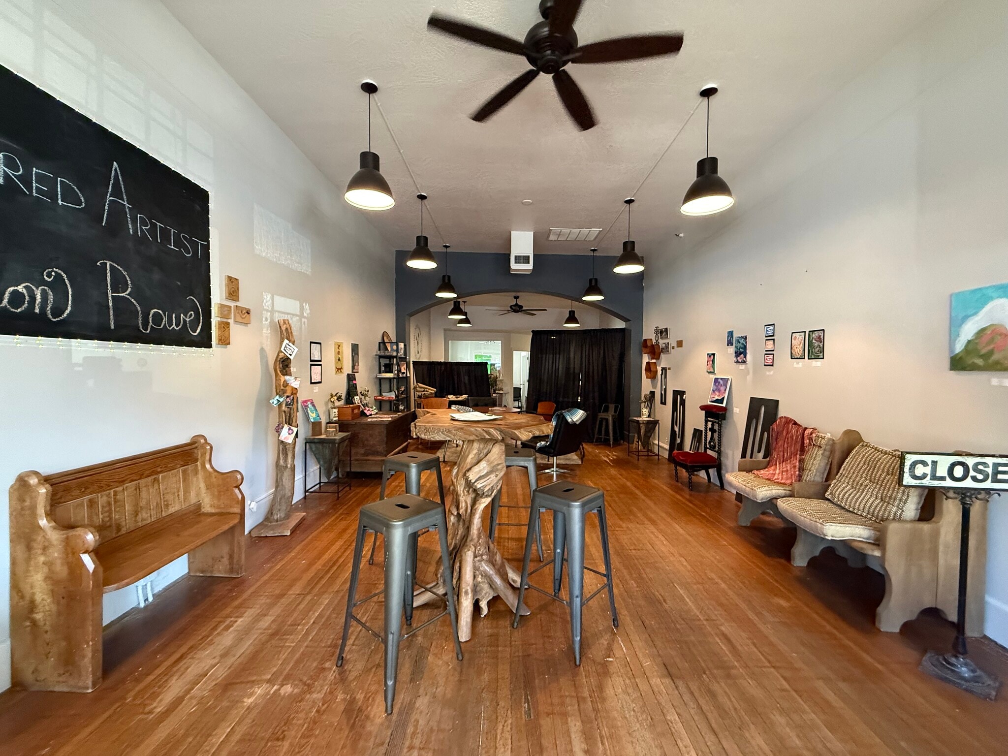 90 N Main St, Ashland, OR for lease Interior Photo- Image 1 of 8