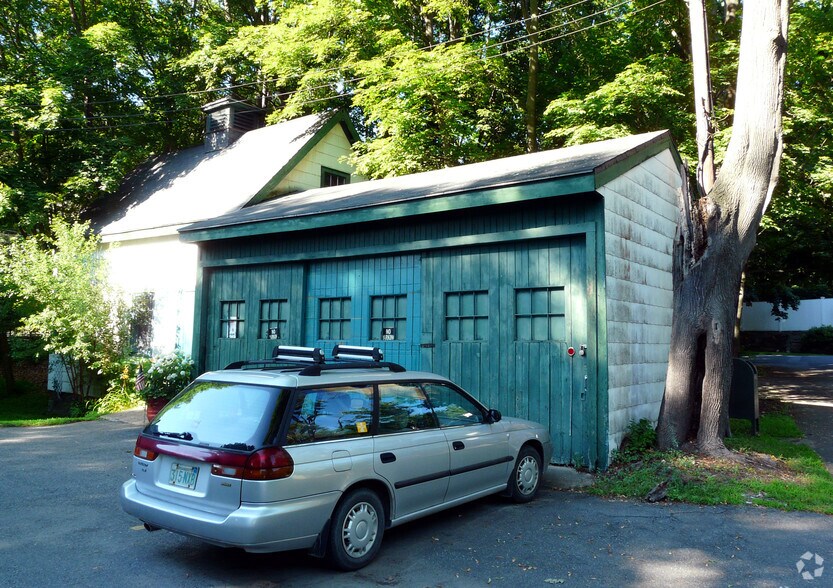 34 Tappan St, Manchester-by-the-Sea, MA à vendre - Photo du bâtiment - Image 3 de 3