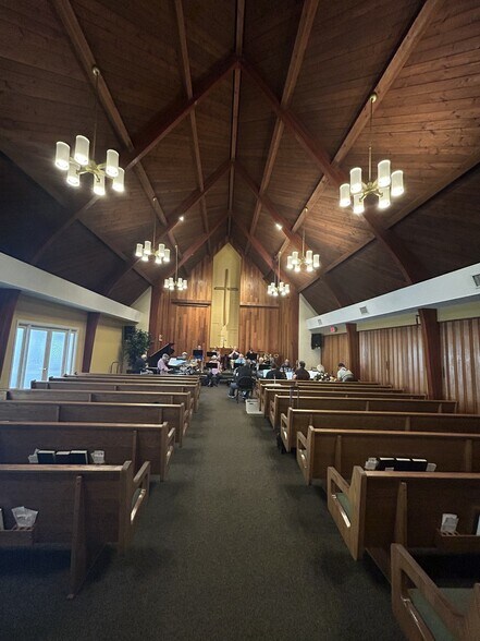 2525 Fairview Rd, Costa Mesa, CA à louer - Photo intérieure - Image 3 de 7