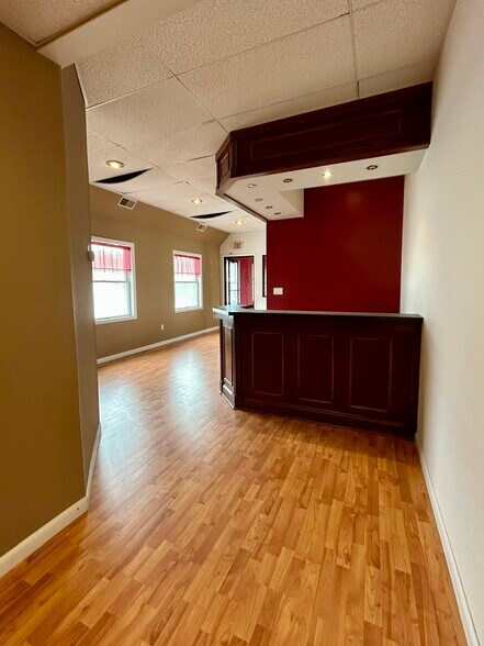 553 Main St, Stroudsburg, PA à louer - Photo du bâtiment - Image 3 de 12