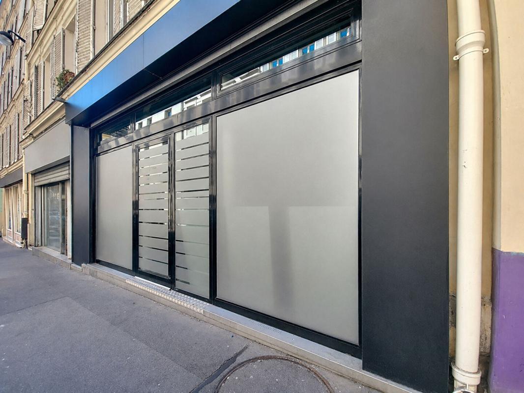 Commerce de détail dans Paris à vendre Photo du bâtiment- Image 1 de 2