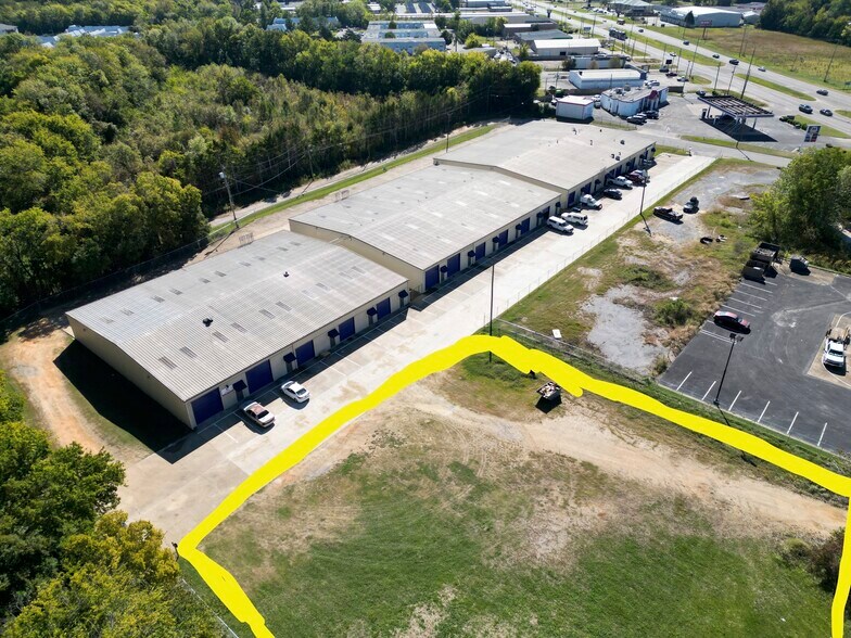 4942 Catherine St, Montgomery, AL à louer - Photo du bâtiment - Image 2 de 2