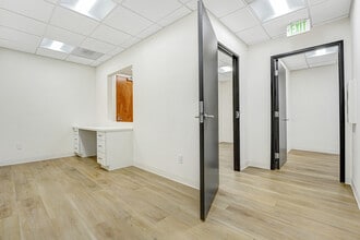 11600 Wilshire Blvd, Los Angeles, CA for lease Interior Photo- Image 2 of 6