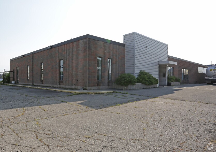 371 Barton St, Hamilton, ON à vendre - Photo principale - Image 1 de 1