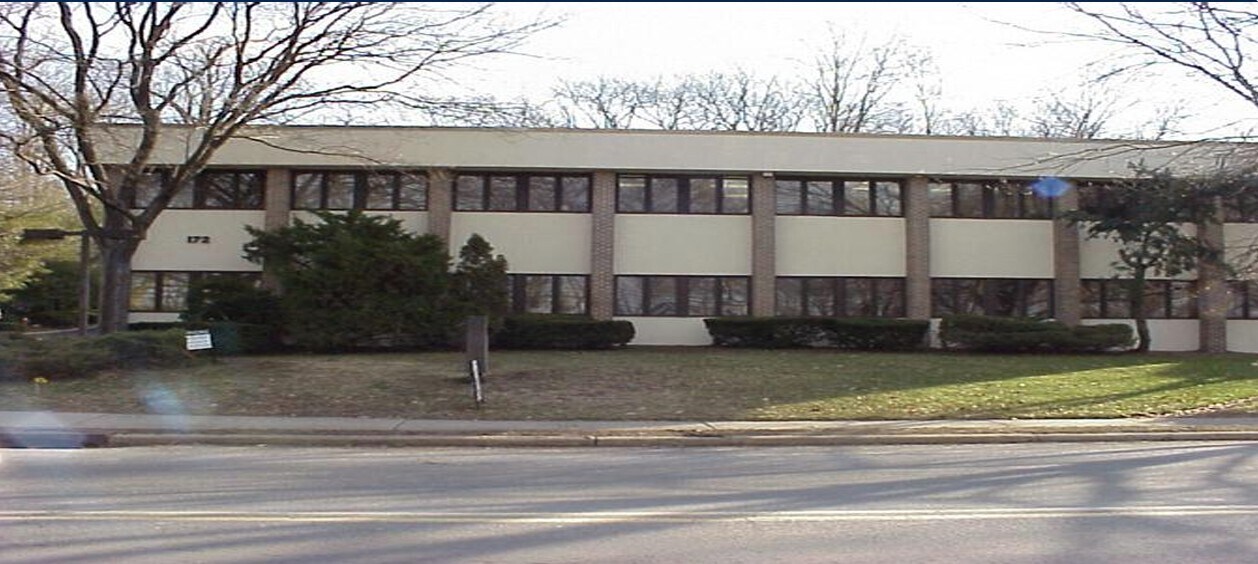 172 Broadway, Woodcliff Lake, NJ à louer Photo du bâtiment- Image 1 de 2