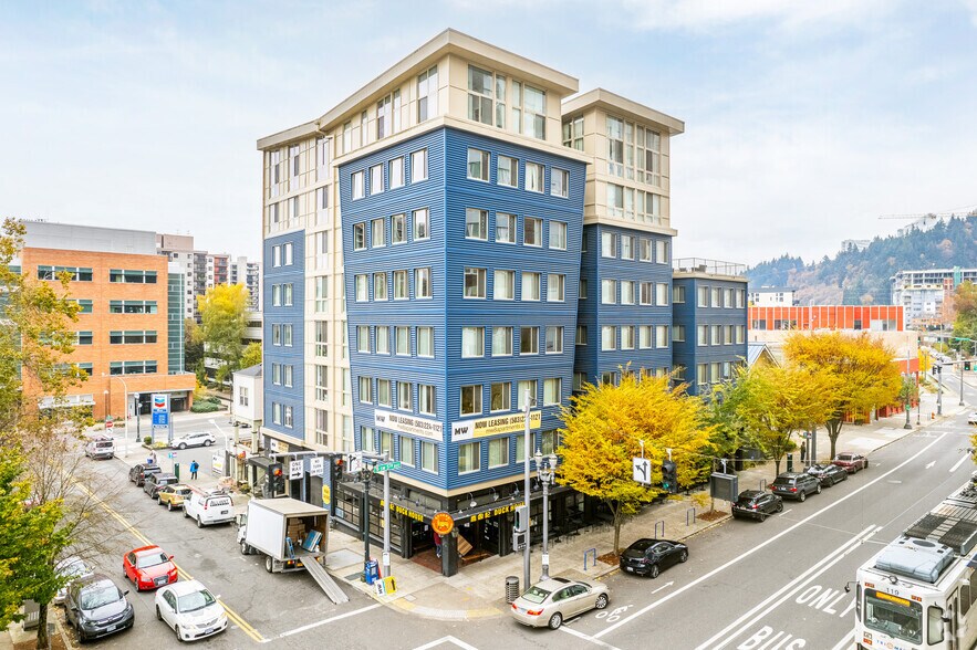 434 SW College St, Portland, OR à vendre - Photo principale - Image 1 de 1