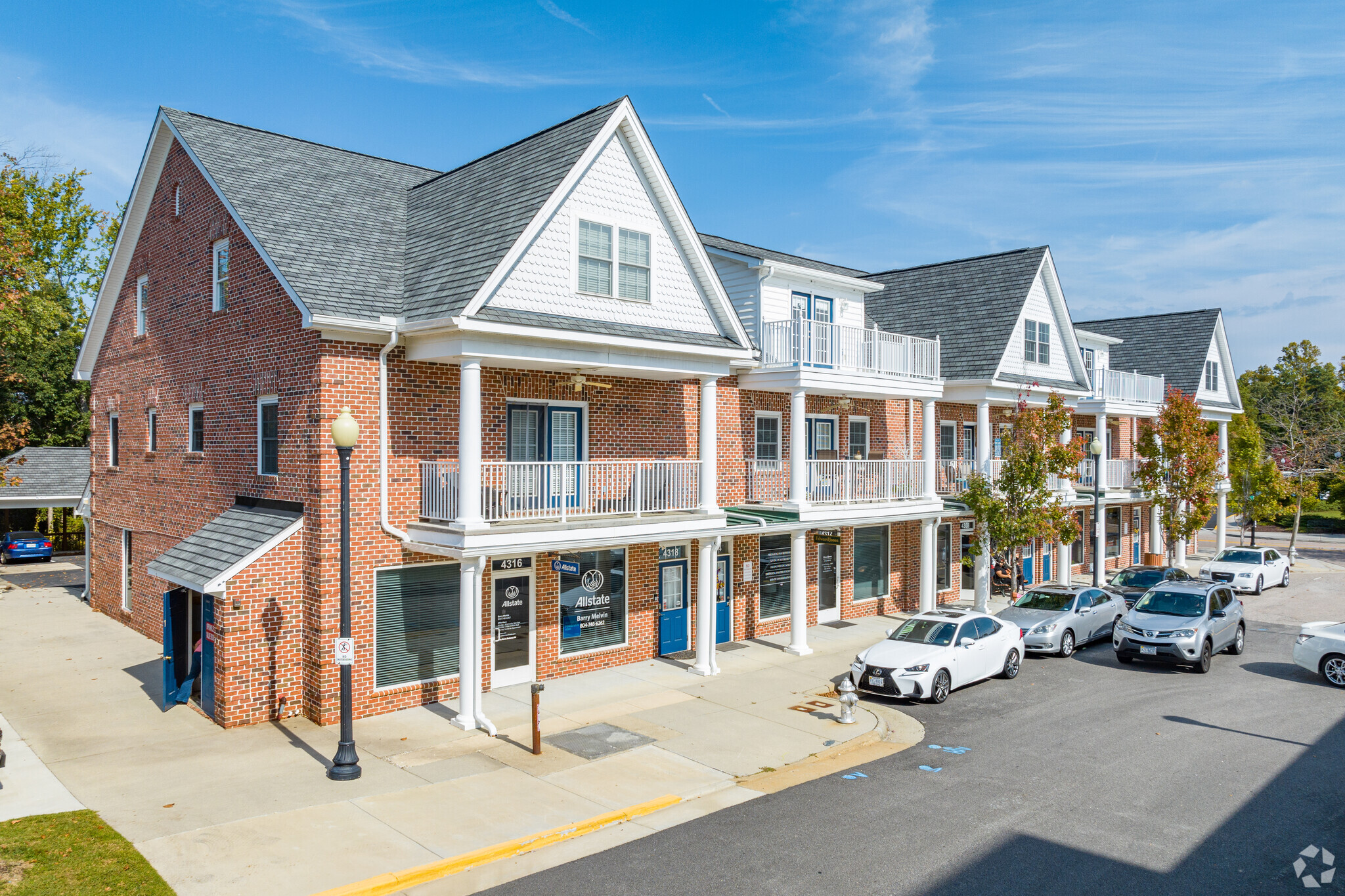 4300-4308 Chester Village Ln, Chester, VA à vendre Photo du bâtiment- Image 1 de 1