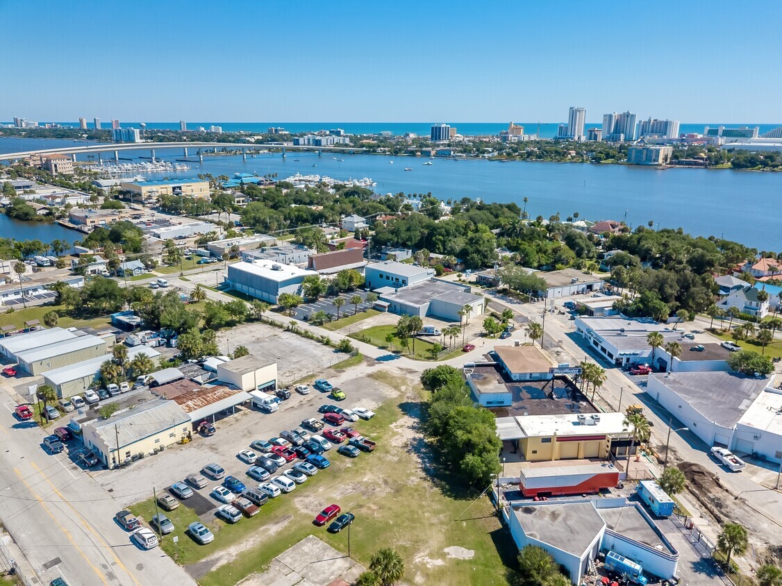 00 BEACH, Daytona Beach, FL for sale Primary Photo- Image 1 of 1