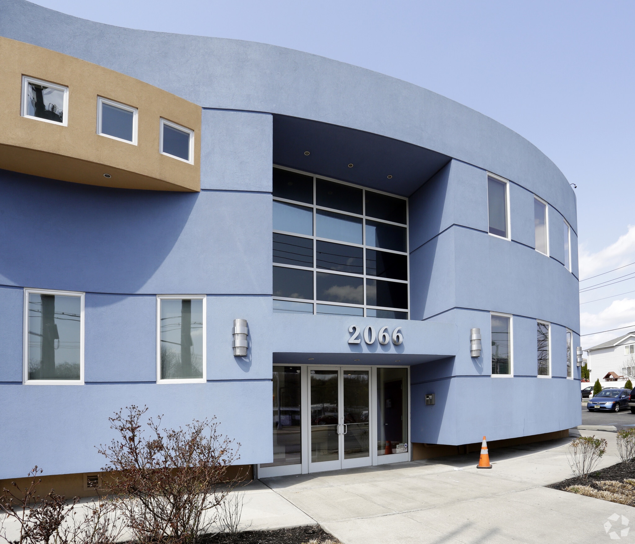 2066 Richmond Ave, Staten Island, NY for lease Building Photo- Image 1 of 22