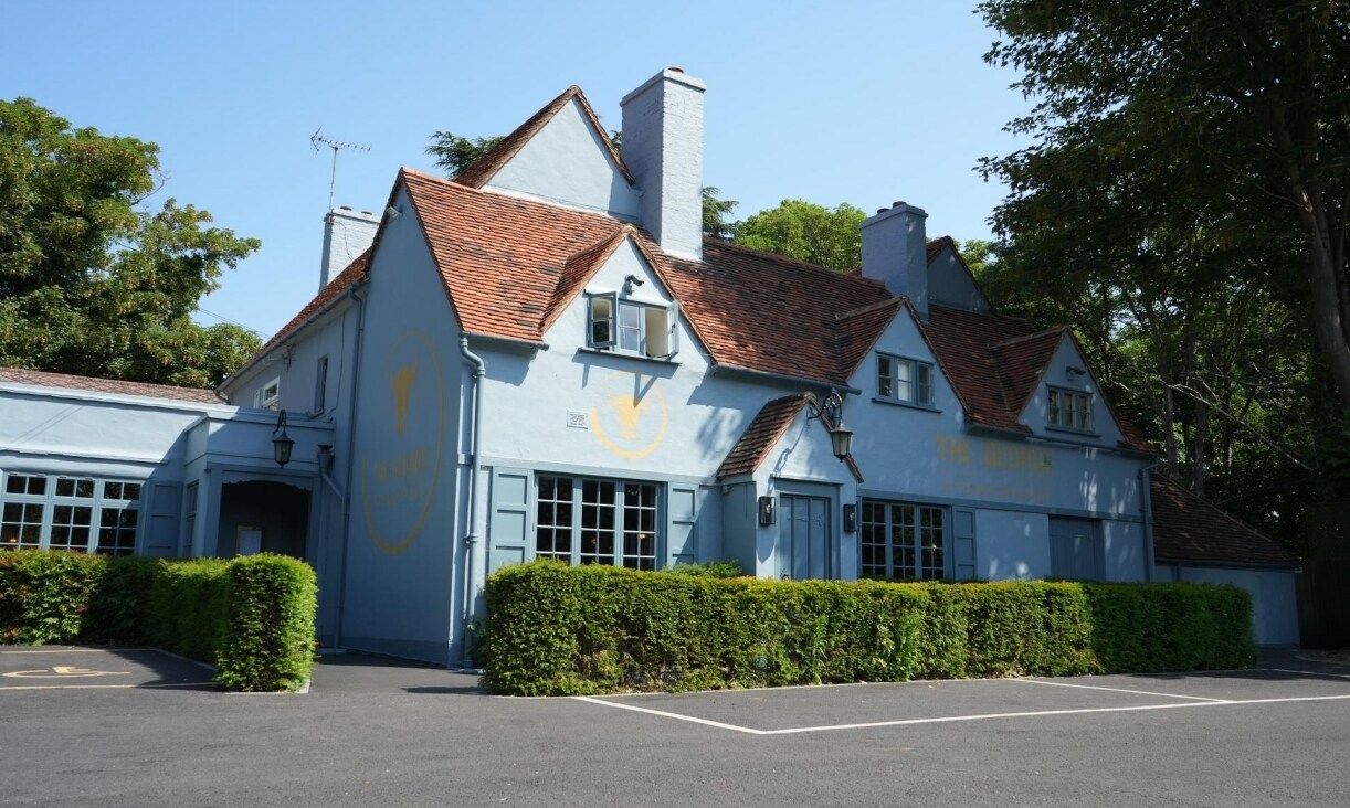 29 Windsor Rd, Staines à louer Photo principale- Image 1 de 8