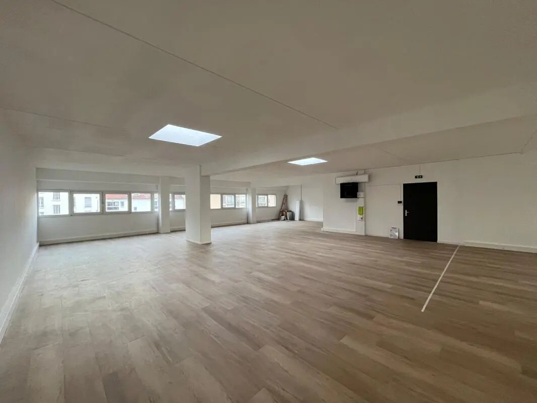 289 Rue Garibaldi, Lyon à louer Photo du bâtiment- Image 1 de 14