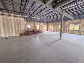 2550 Hamilton Mill Rd, Buford, GA à louer Photo du bâtiment- Image 2 de 6