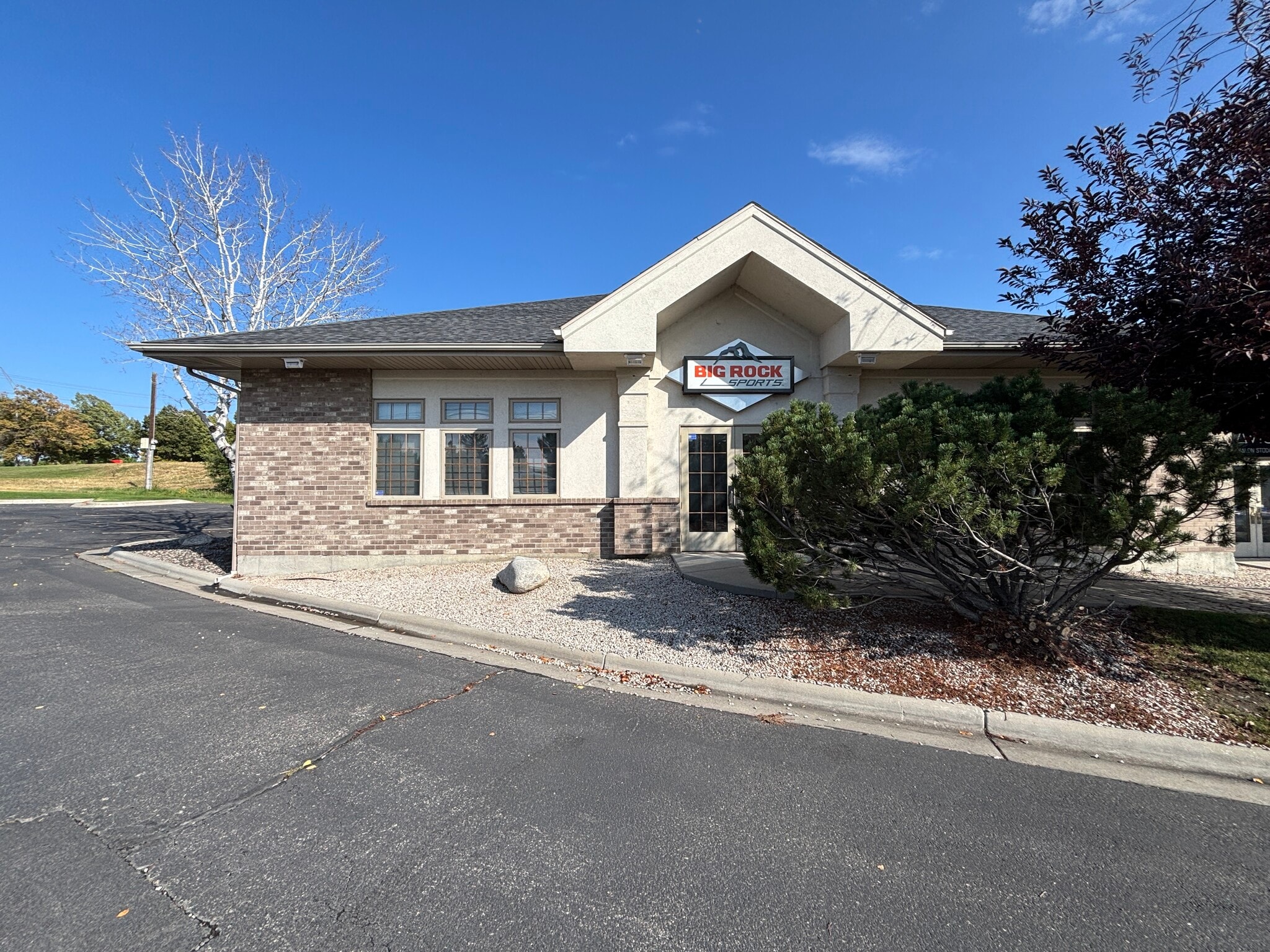 2345 King Ave W, Billings, MT for lease Interior Photo- Image 1 of 6