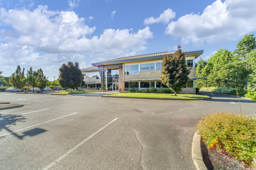 520 Hawthorne Ave SE, Salem, OR for lease - Building Photo - Image 3 of 9