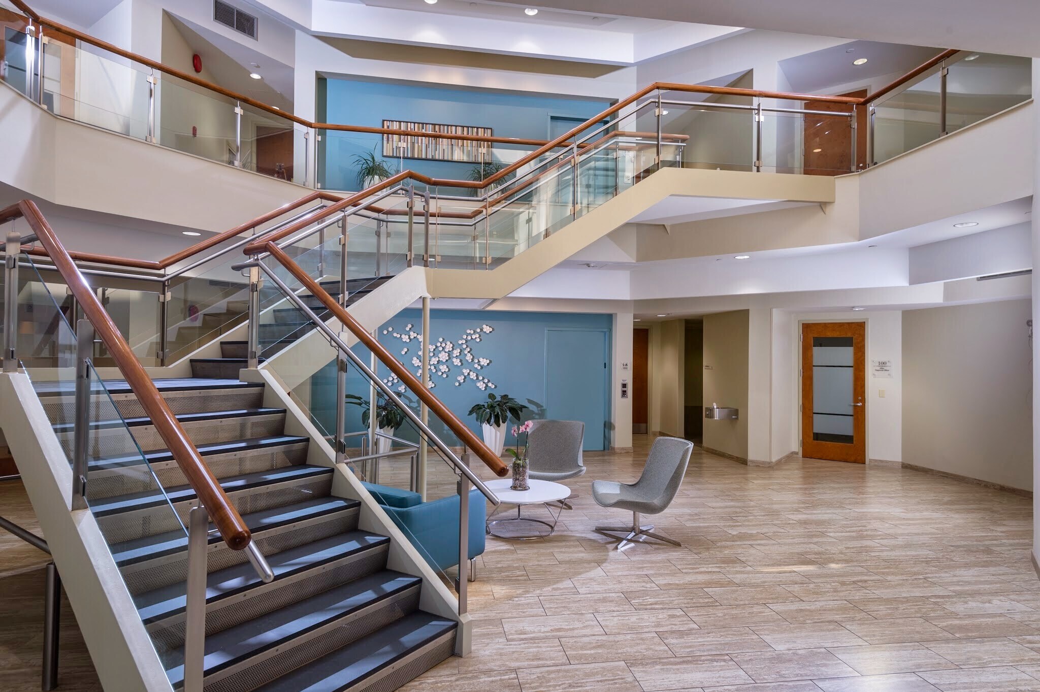 5 Great Valley Pky, Malvern, PA for lease Lobby- Image 1 of 22