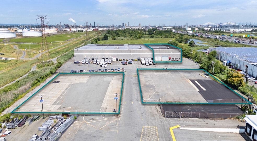 3301 Tremley Point Rd, Linden, NJ à louer - Photo principale - Image 1 de 1