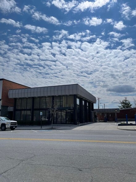 125 W Spring St, Saint Marys, OH for sale - Building Photo - Image 2 of 20