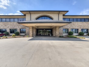 3101 W Tecumseh Rd, Norman, OK à louer Photo intérieure- Image 2 de 34