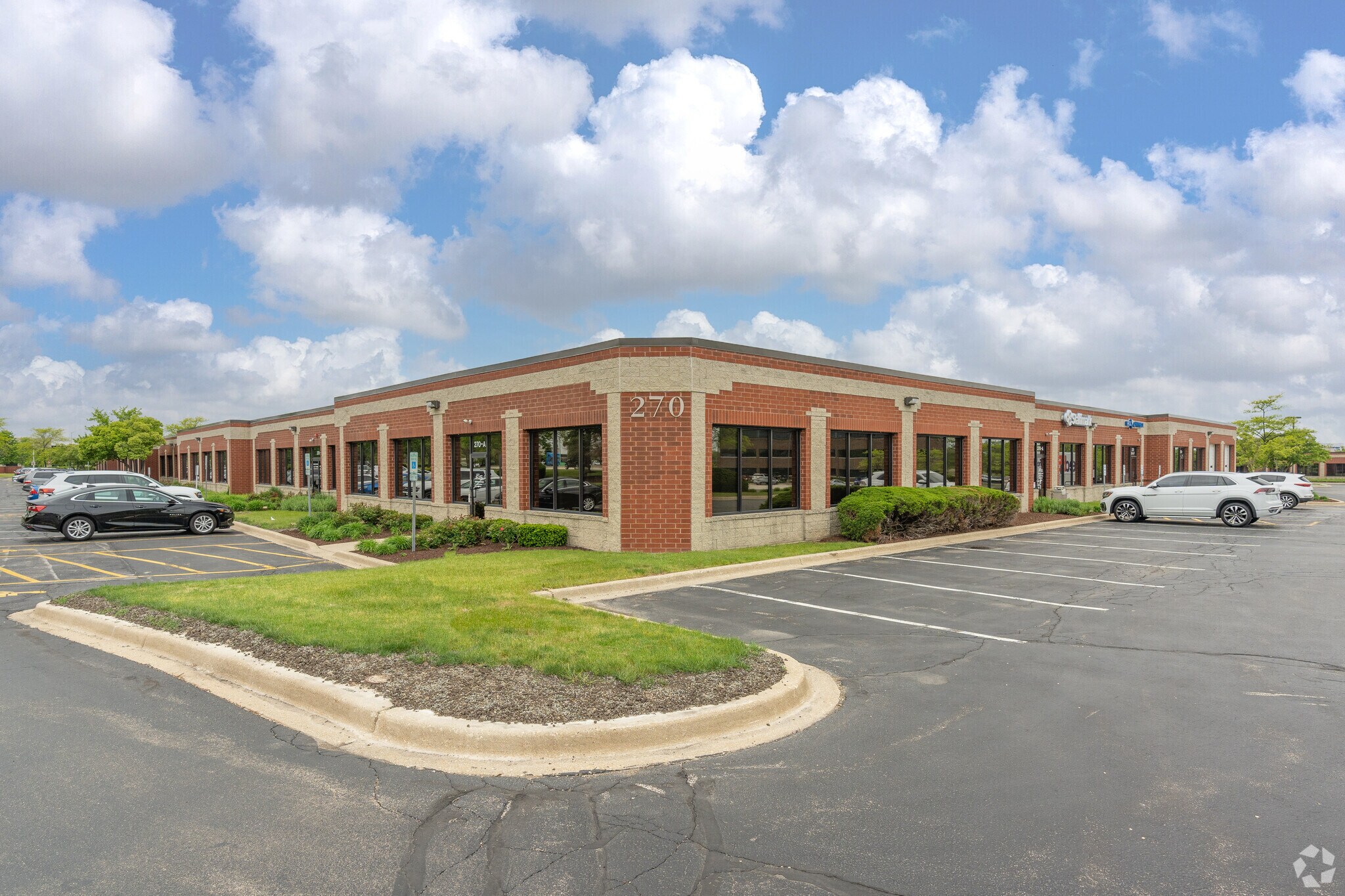 270 Remington Blvd, Bolingbrook, IL à louer Photo du bâtiment- Image 1 de 9