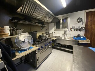 Plus de détails pour Commerce de détail à louer