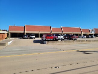 Plus de détails pour 17630 Davenport Rd, Dallas, TX - Local d'activités à louer