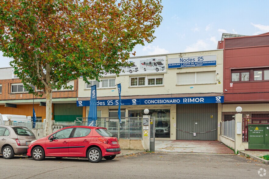 Calle Sierra Guadarrama, 16, San Fernando de Henares, Madrid à vendre - Photo principale - Image 1 de 2