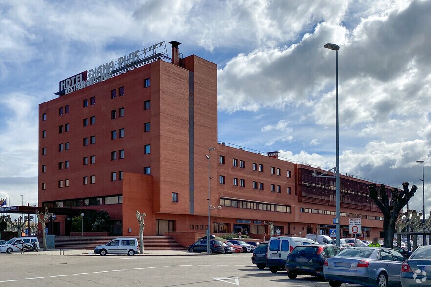 Ctra. Villaverde a Vallecas, 3500, Madrid, Madrid à louer - Photo du bâtiment - Image 3 de 5