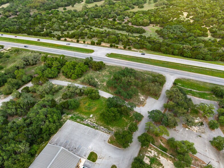 30695 Hwy 281 North, Bulverde, TX à vendre - Photo du bâtiment - Image 2 de 12