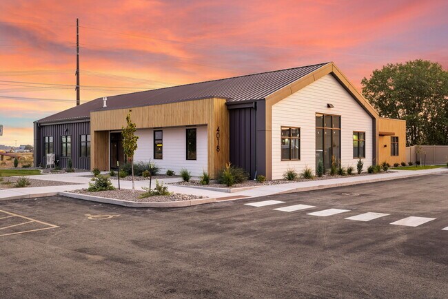 More details for 4018 Montana Sapphire Dr, Billings, MT - Office for Sale