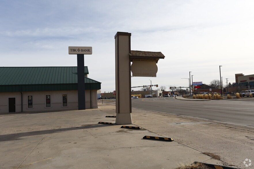 126 W Main St, Sterling, CO for lease - Building Photo - Image 3 of 5