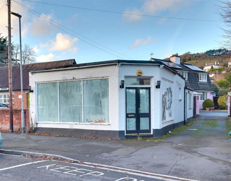 6 Parkhouse Rd, Minehead for sale - Building Photo - Image 1 of 4