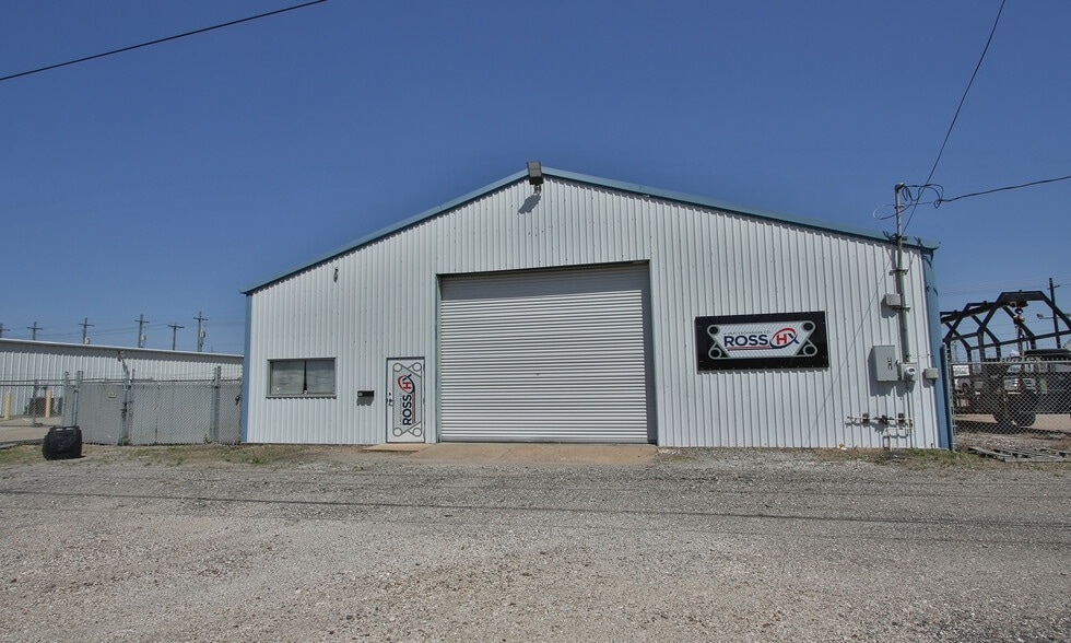 125-A 20th St S, Texas City, TX for lease - Building Photo - Image 1 of 3