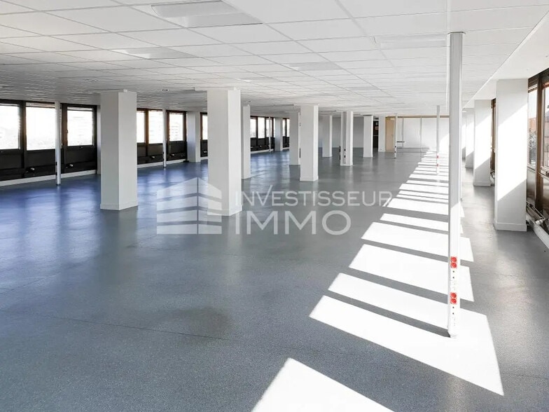 Office in Limeil-Brévannes for lease - Interior Photo - Image 2 of 3