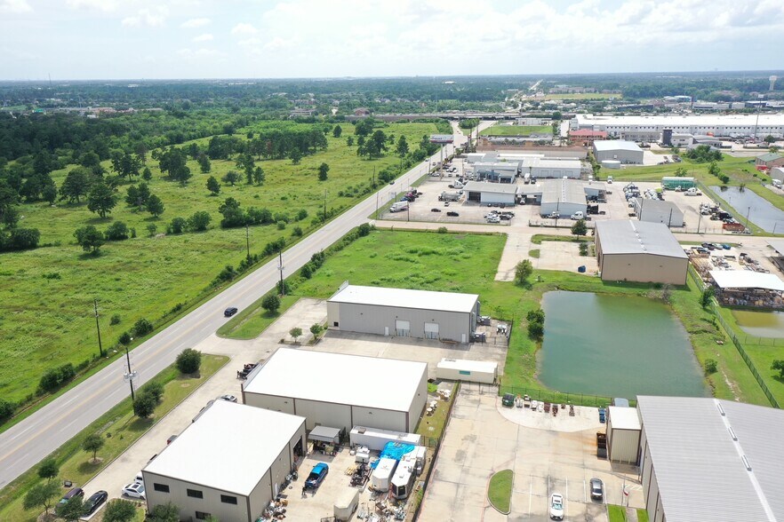 533 Rankin Rd, Houston, TX à louer - Aérien - Image 2 de 3
