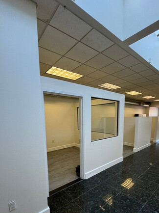 More details for 3 Whale Sq, Brooklyn, NY - Coworking for Lease