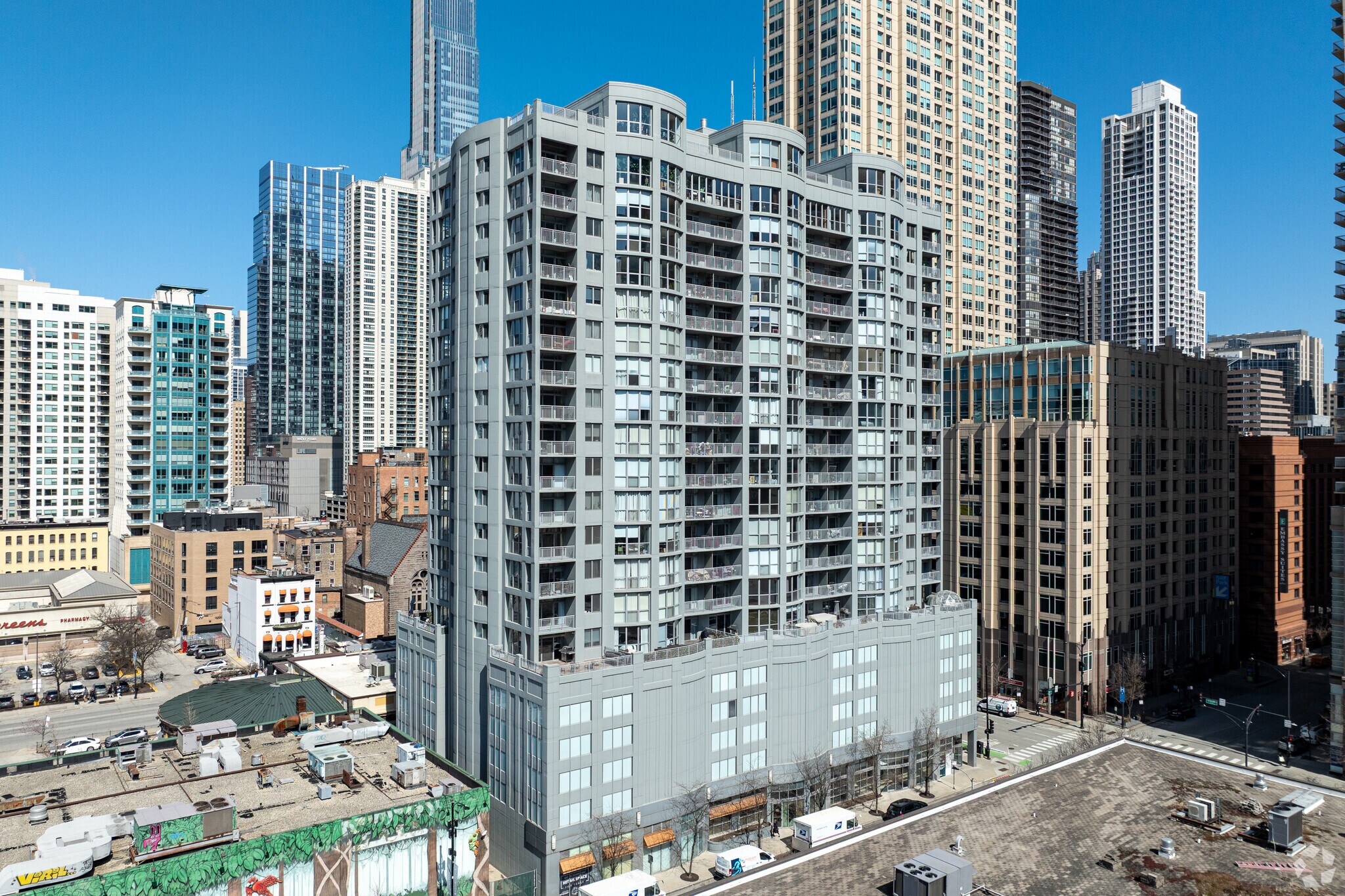 600 N Dearborn, Chicago, IL à louer Photo principale- Image 1 de 25