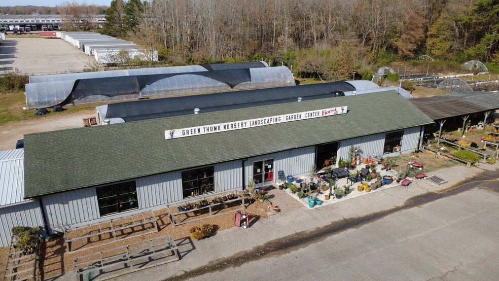 826 Broad N st, Lexington, TN for lease - Building Photo - Image 2 of 6