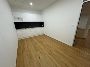 451-459 Hunter St, Newcastle for lease Interior Photo- Image 2 of 4