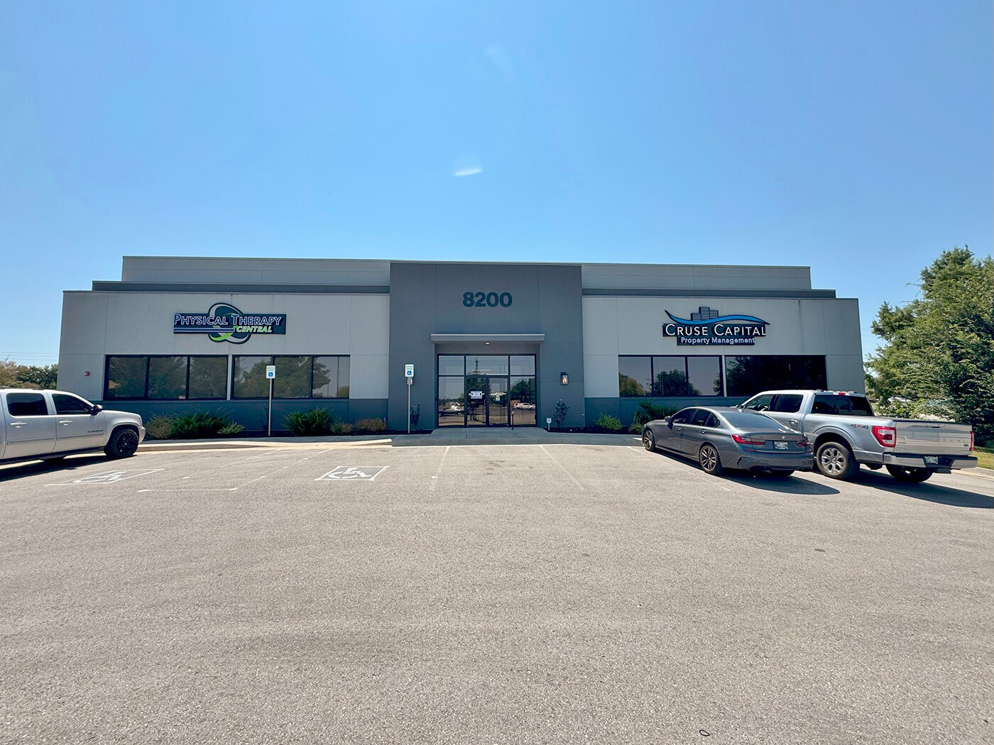 8200 S Walker Ave, Oklahoma City, OK for lease Primary Photo- Image 1 of 2