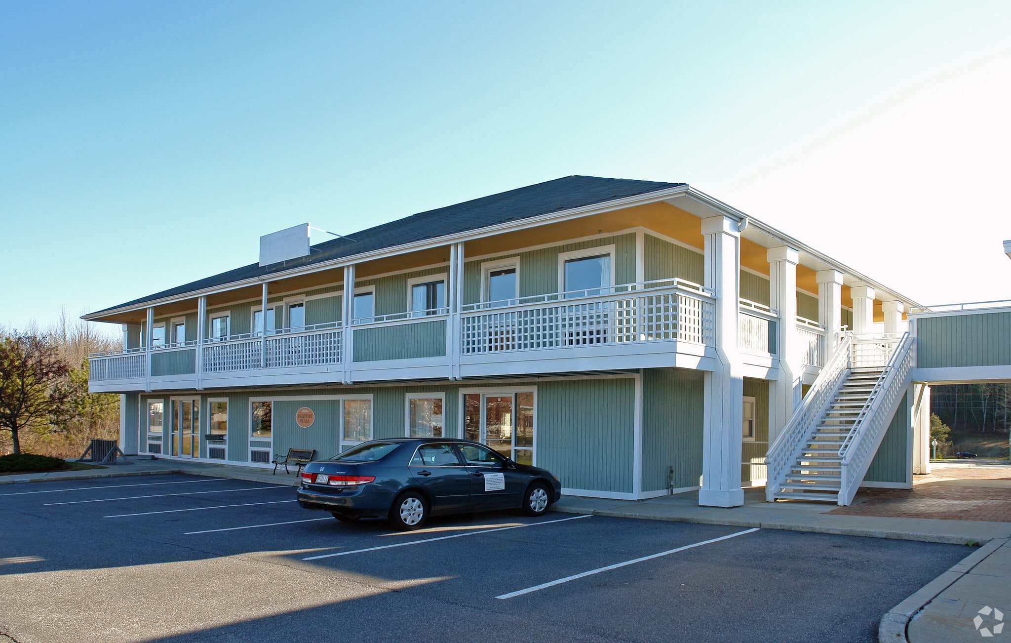 541 US Route 1, Freeport, ME for lease Primary Photo- Image 1 of 4